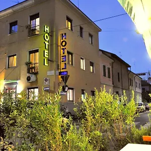 ** Hotel Dover Itália