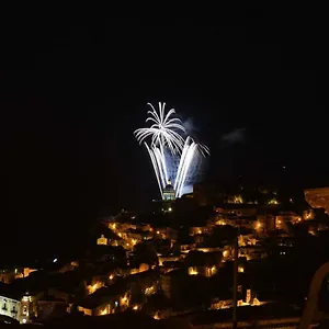 Finestre Su Ibla Bed & Breakfast